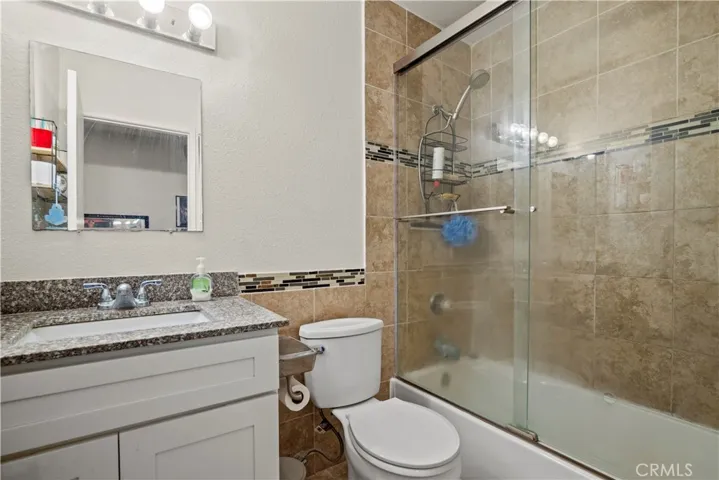 Upper floor bathroom
