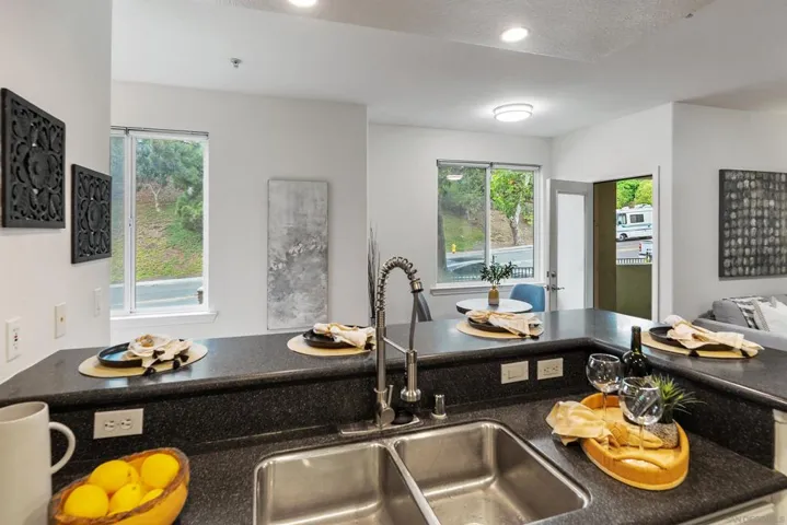 13021 Evening Creek Dr S 21, San Diego, California 92128
