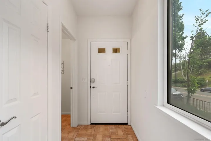 13021 Evening Creek Dr S 21, San Diego, California 92128