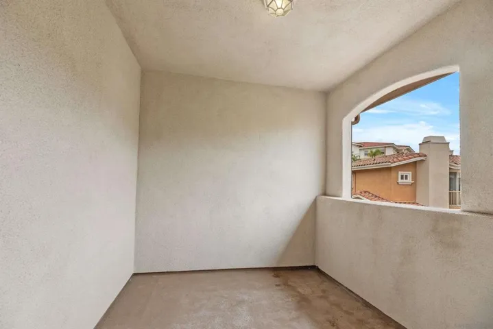 13021 Evening Creek Dr S 21, San Diego, California 92128