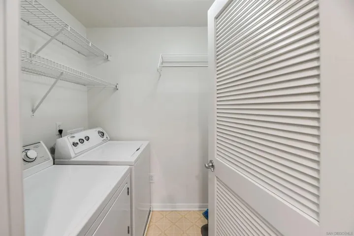 13021 Evening Creek Dr S 21, San Diego, California 92128