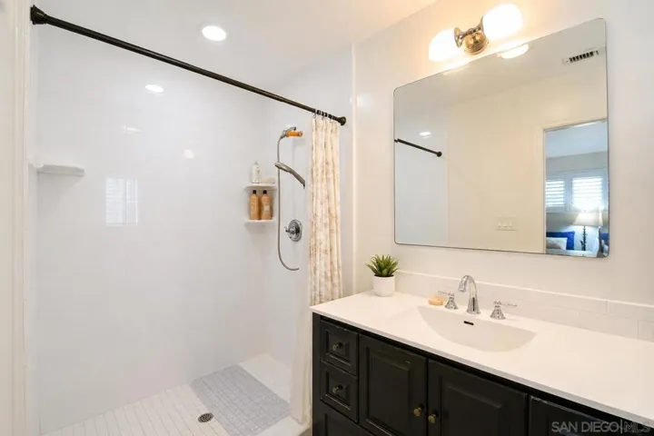 3577 Addison St, San Diego, California 92106