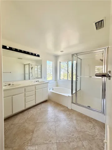 309 Lydia Lane, Corona, California 92882