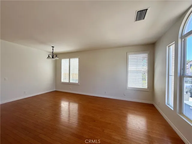 309 Lydia Lane, Corona, California 92882