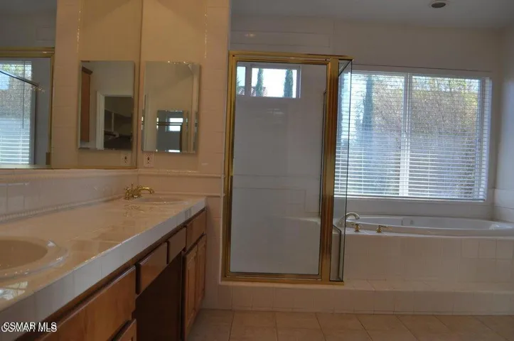 1596 Primary Bath