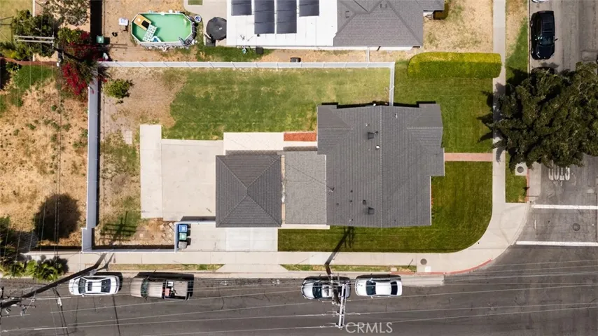 Big Corner Lot