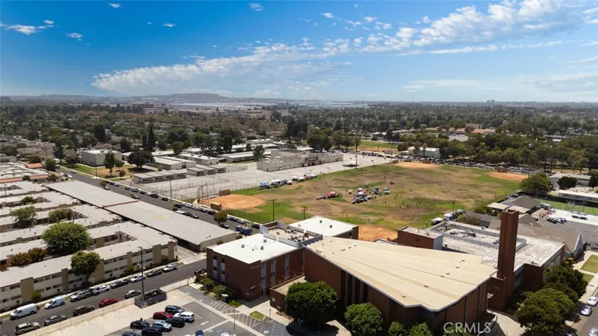 4703 N Bellflower Blvd, Long Beach, California 90808