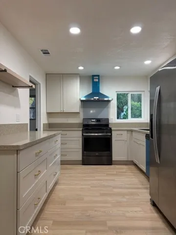 9245 Mills Avenue, Montclair, California 91763