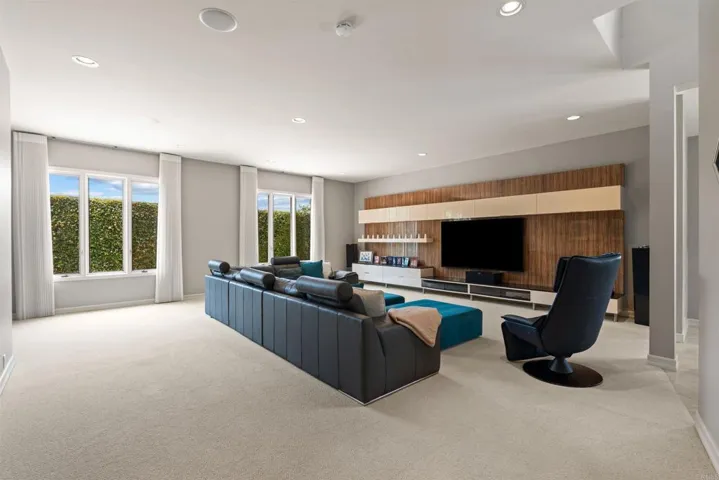 16775 Via Lago Azul, Rancho Santa Fe, California 92067