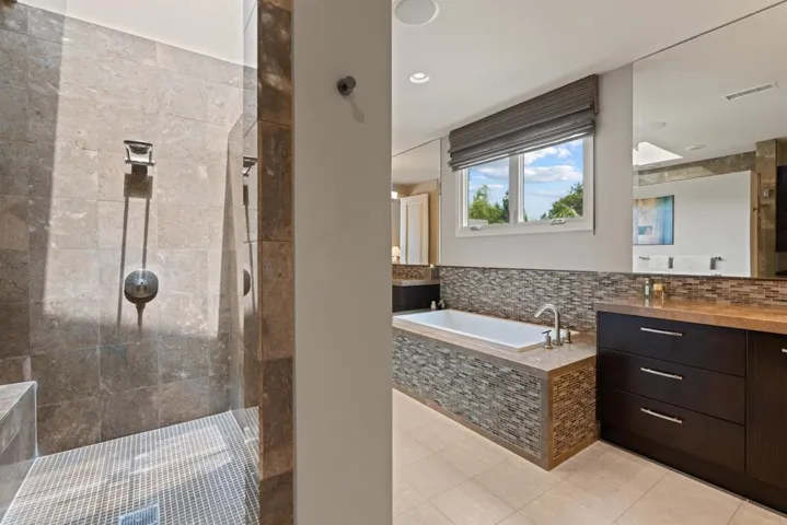 16775 Via Lago Azul, Rancho Santa Fe, California 92067