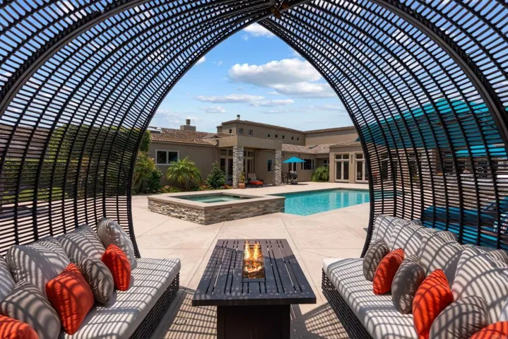 16775 Via Lago Azul, Rancho Santa Fe, California 92067