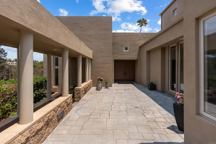 16775 Via Lago Azul, Rancho Santa Fe, California 92067