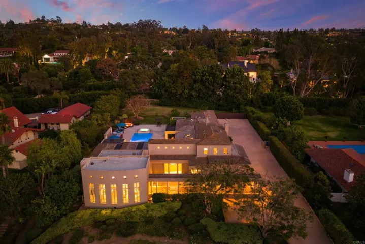16775 Via Lago Azul, Rancho Santa Fe, California 92067