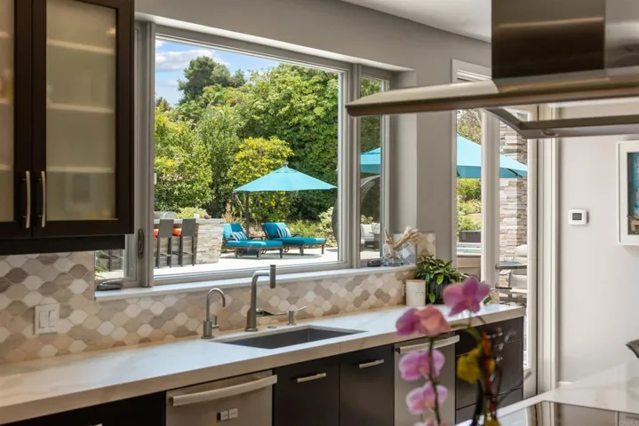 16775 Via Lago Azul, Rancho Santa Fe, California 92067