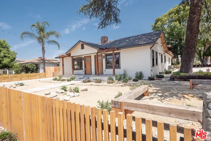 591 E 9th Street, Upland, California 91786