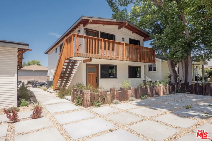 593 E 9th Street B, Upland, California 91786