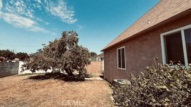 6014 Hereford, Los Angeles, California 90022
