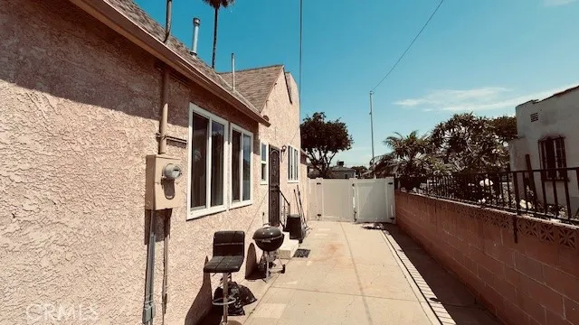 6014 Hereford, Los Angeles, California 90022