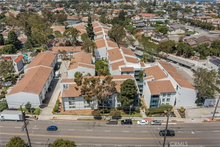 611 S Prospect Avenue 103, Redondo Beach, California 90277