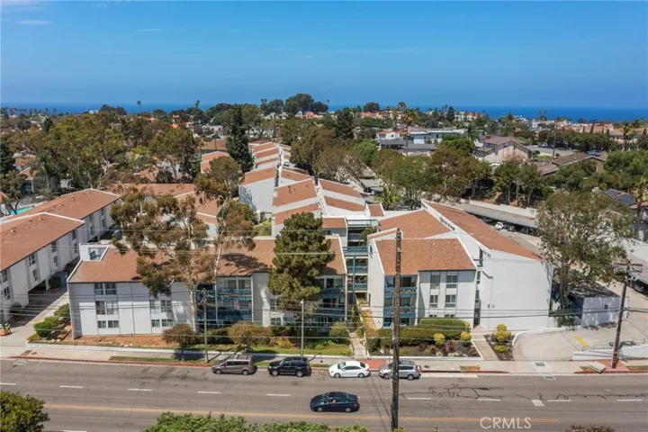 611 S Prospect Avenue 103, Redondo Beach, California 90277
