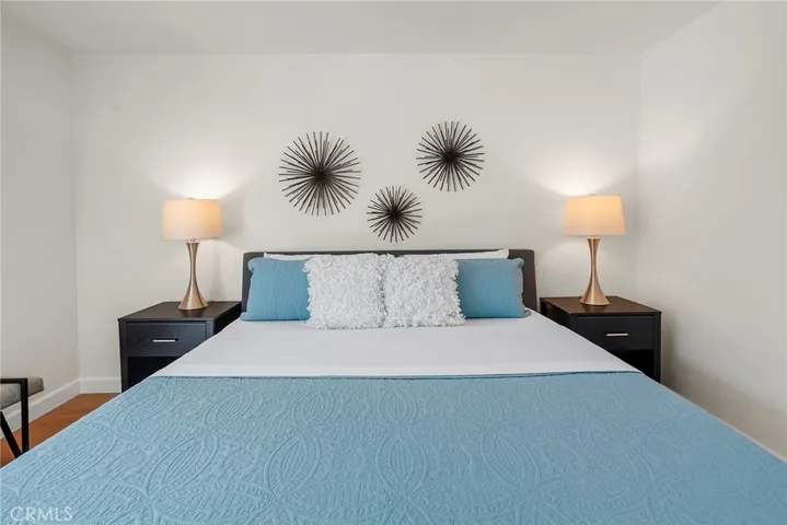 611 S Prospect Avenue 103, Redondo Beach, California 90277