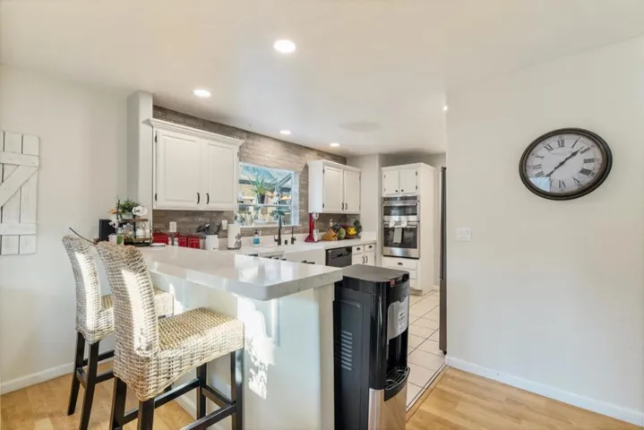 1090 Los Altos Drive, Hollister, California 95023
