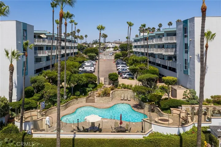 610 The Village 312, Redondo Beach, California 90277
