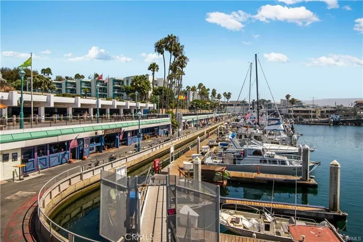 610 The Village 312, Redondo Beach, California 90277