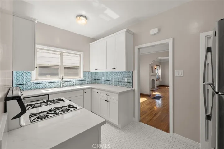 1136 Bennett, Long Beach, California 90804