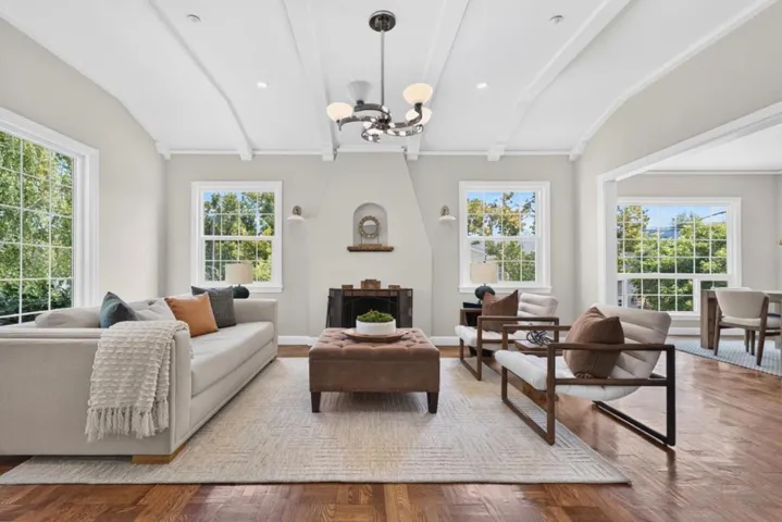 2201 Hillside Drive, Burlingame, California 94010