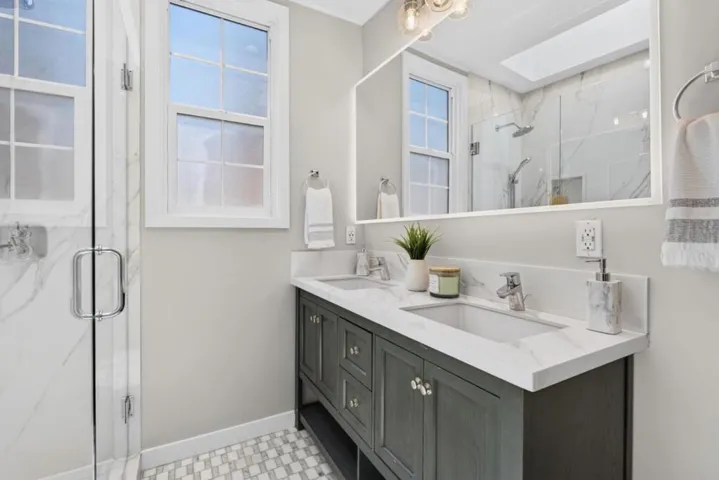 2201 Hillside Drive, Burlingame, California 94010