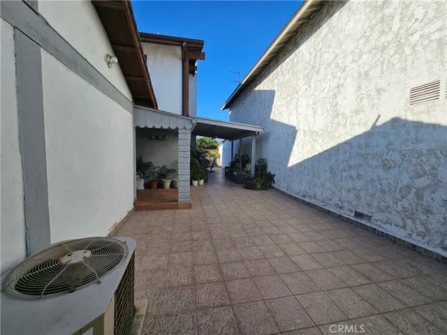 12300 Covello, Los Angeles, California 91605