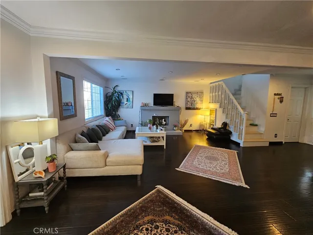 12300 Covello, Los Angeles, California 91605