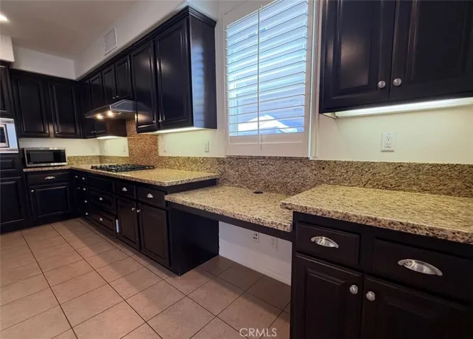 8359 Fiske, Corona, California 92880