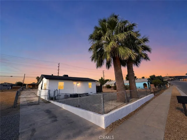 120 W Williams, Barstow, California 92311