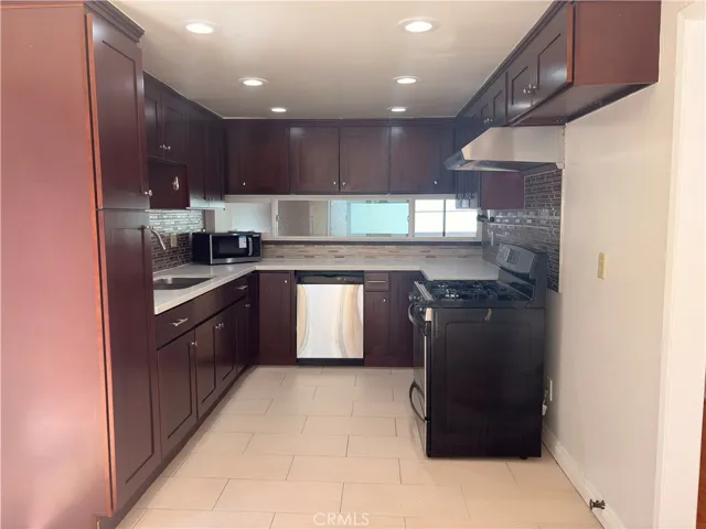 Beautiful kitchen area