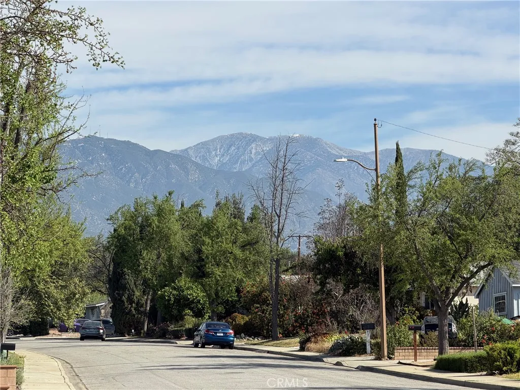 479 Carleton Avenue, Claremont, California 91711 — photo 4