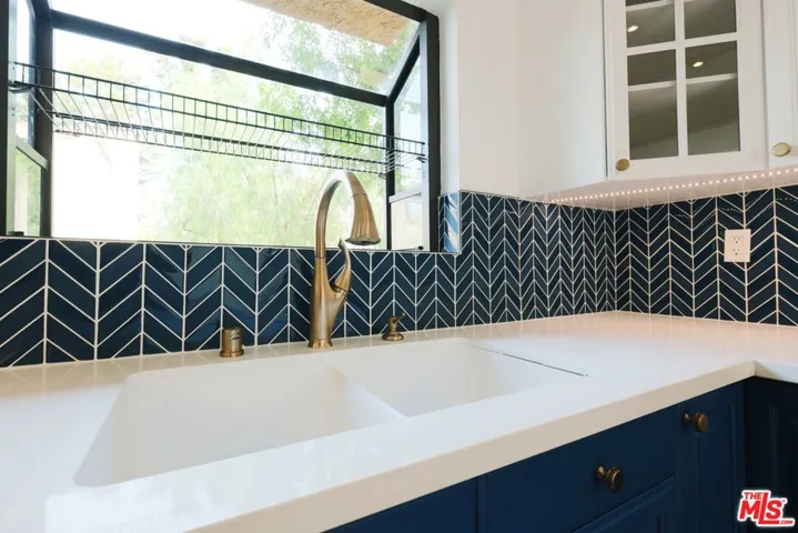 All New Kitchen Tile/Quartz Co