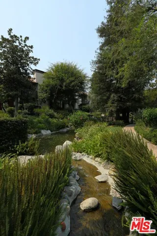 Babbling Brooks