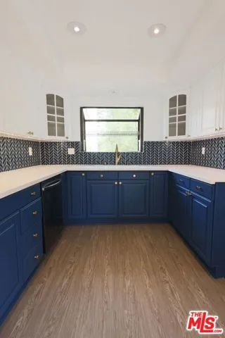 Kitchen with lots of Cabinets