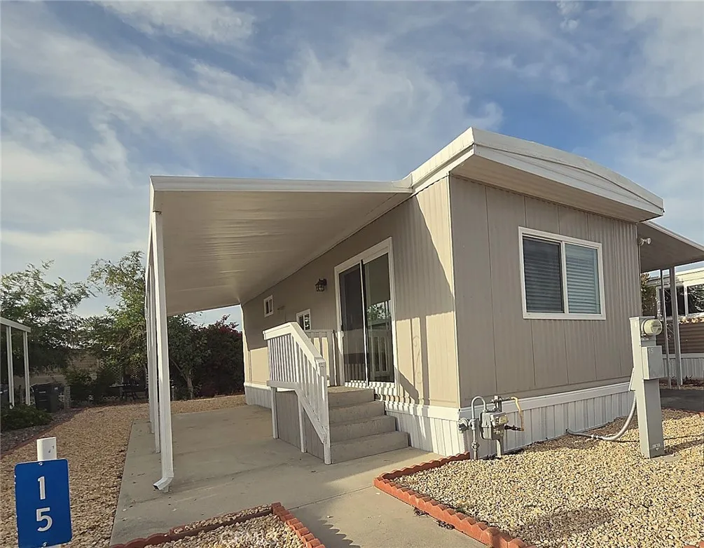 1600 S San Jacinto Avenue, San Jacinto, California 92583 — photo 5
