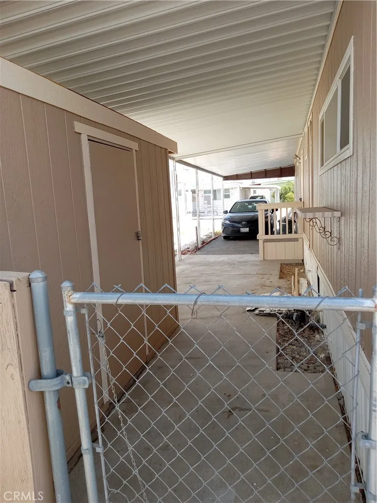 1600 S San Jacinto Avenue, San Jacinto, California 92583 — photo 4