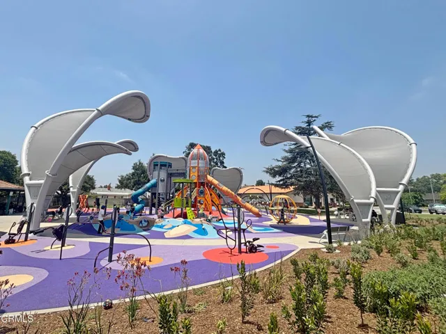 A22 Live Oak Park Playground