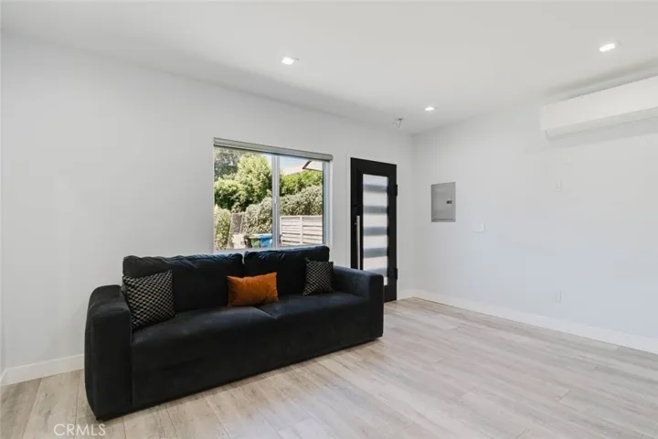 8544 Wisner Avenue, North Hills, California 91343 — photo 5