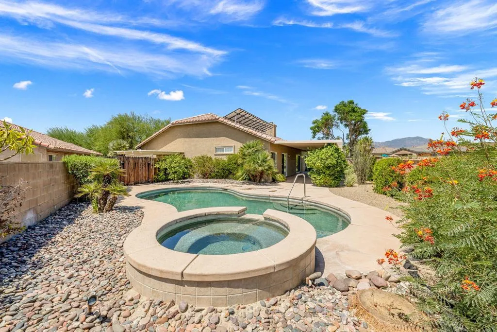1-web-or-mls-249A6501