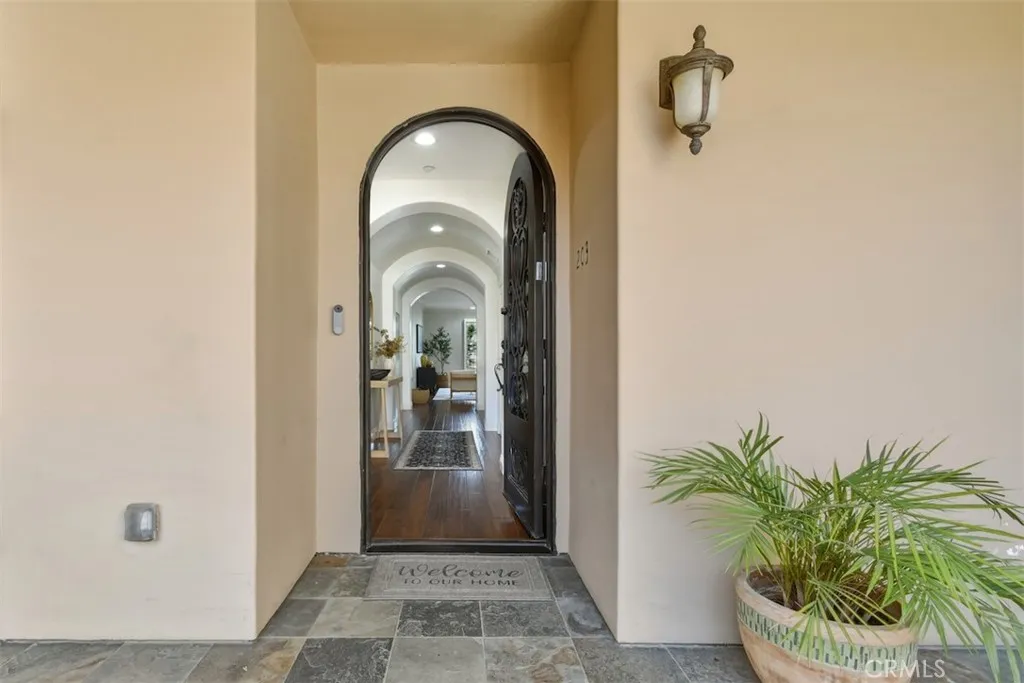 gallery-image 4