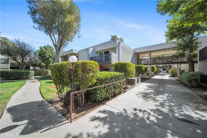 23515 Lyons 261, Valencia, California 91355 — photo 4