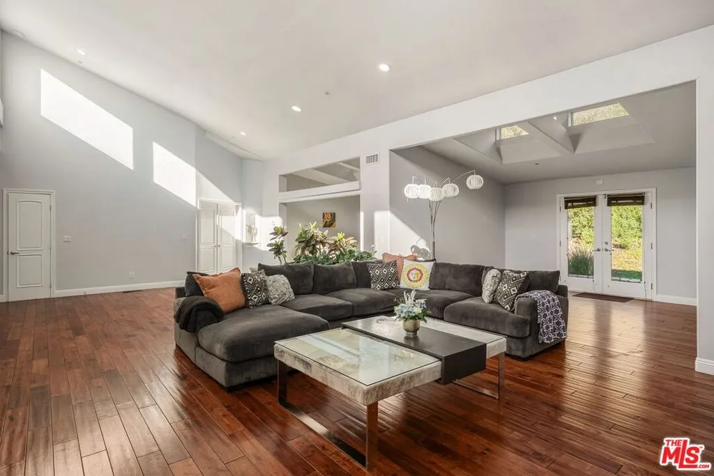 3699 Kanan Road, Agoura Hills, California 91301 — photo 5