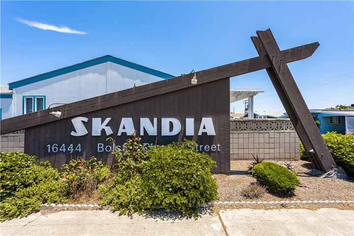 16444 Bolsa Chica 51, Huntington Beach, California 92649