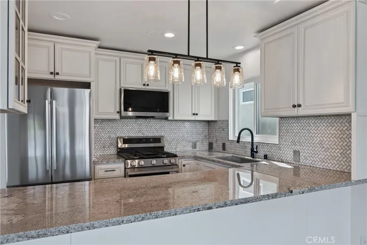 440 Third St., Laguna Beach, California 92651